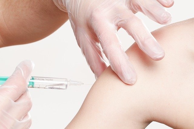 Sağlık Bakanlığı Aşı Uygulamalarında Şeffaf Olmalıdır
