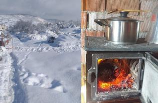 Elektriksiz köyler yarım metre kar altında, SEDAŞ’ı böyle beklediler!