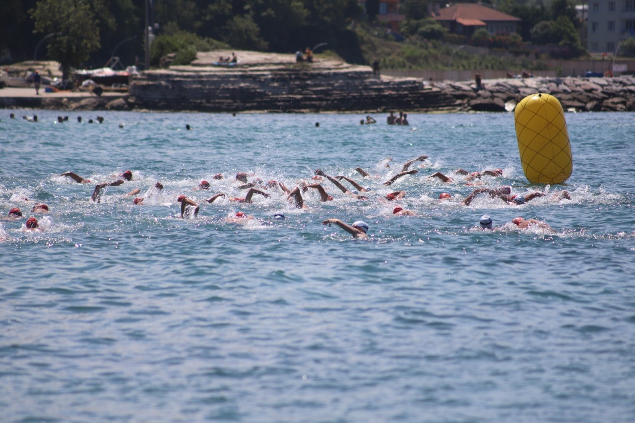 Kocaeli Büyükşehir’den Açık Su Yüzme Şampiyonası