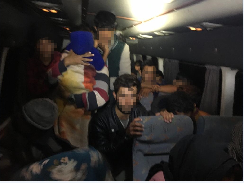 TEM’de 40 Kaçak Göçmen Yakalandı