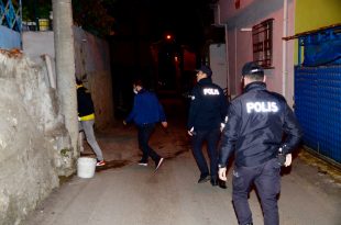 Aranan 20 şahıs Kocaeli Polisi tarafından operasyonlarla yakalandı