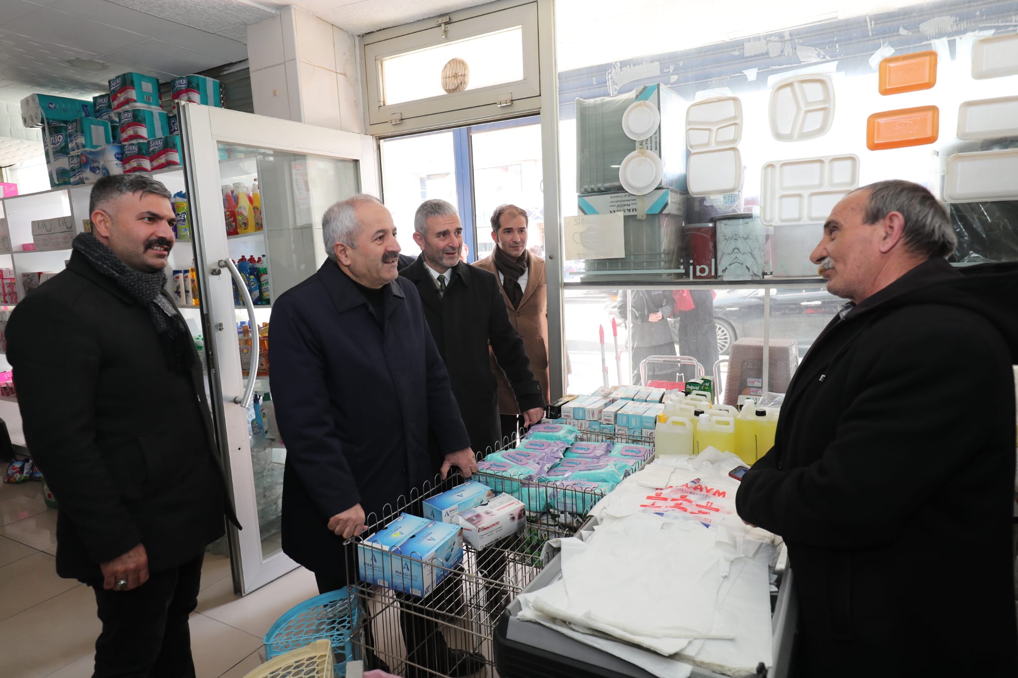Başkanlardan Issıkgöl Esnaflarına Ziyaret
