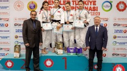 Türkiye’de judonun zirvesi Kağıtspor