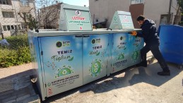 Çayırova’ya koruganlı  yeni çöp konteynerleri