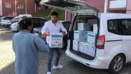 Büyükşehir, uluslararası öğrencilere gıda kolisi dağıttı   