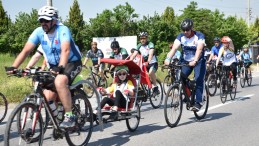 Avrupa Günü Bisiklet Etkinliği’nde yüzlerce kişi pedal çevirdi   