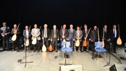 Aşıklar Çayırova’da atıştı