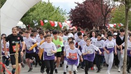 Gebze’de 19 Mayıs Gençlik ve Halk Koşusuna Coşkulu Katılım