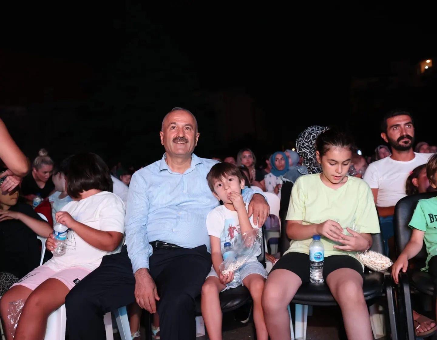 Gebzeli çocukların mahallelerde sinema keyfi: Yer Yenikent