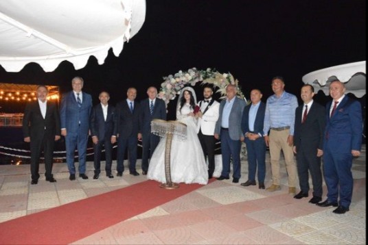 Gazeteci Yüksel Ercan kızını evlendirdi