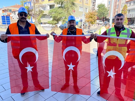 <strong>Dilovası, Türk Bayrakları ile donatıldı</strong>