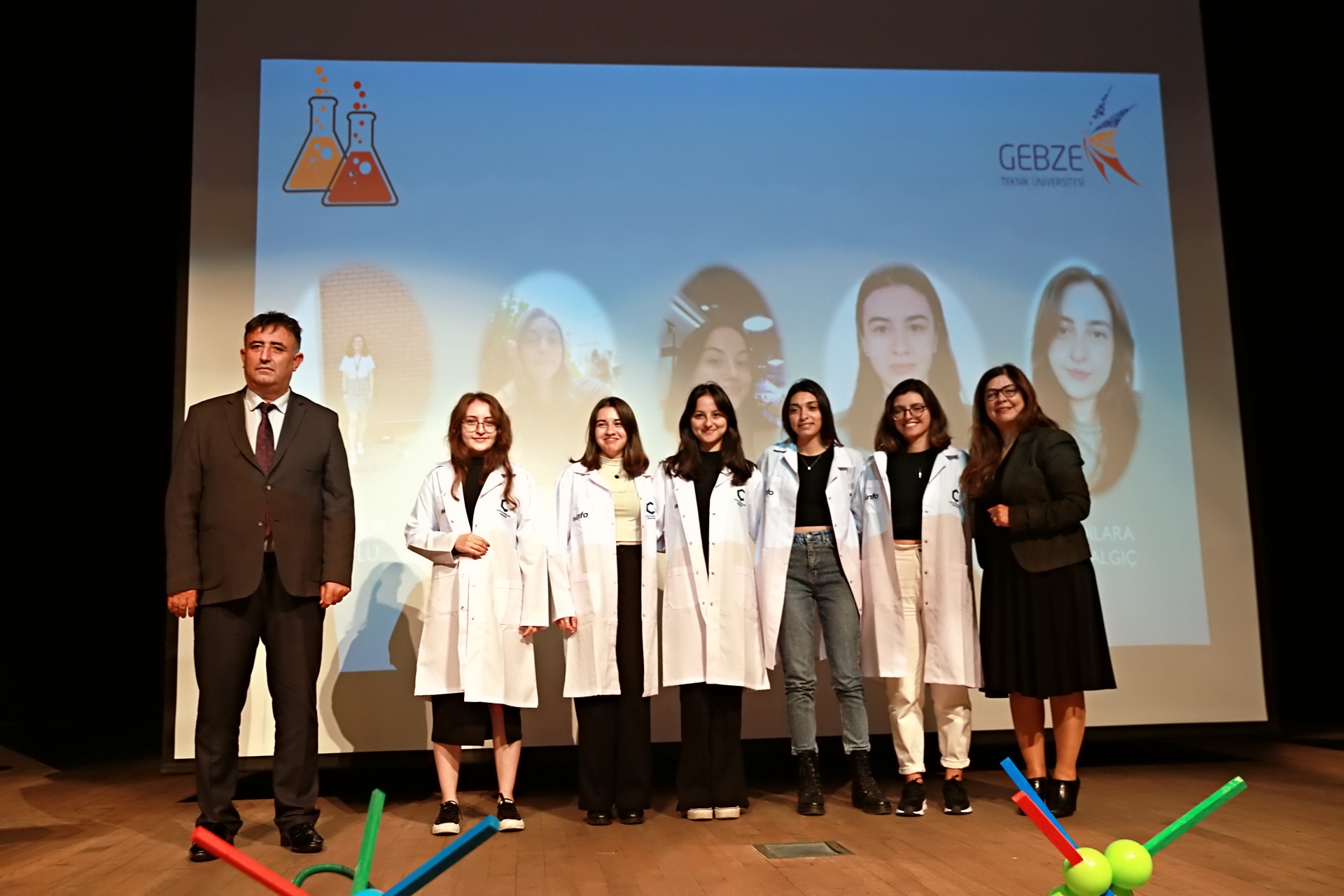 GTÜ Kimya Öğrencileri Önlük Giydi