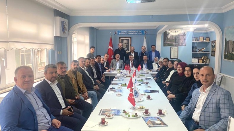 AK Parti Milletvekili Tipioğlu, Kocaeli Erzurumlular Vakfı’nı ziyaret etti