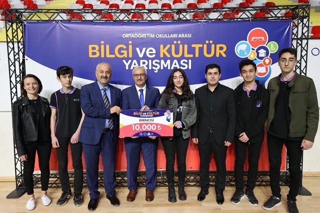Gebze’de Okullar Arası Bilgi Yarışması